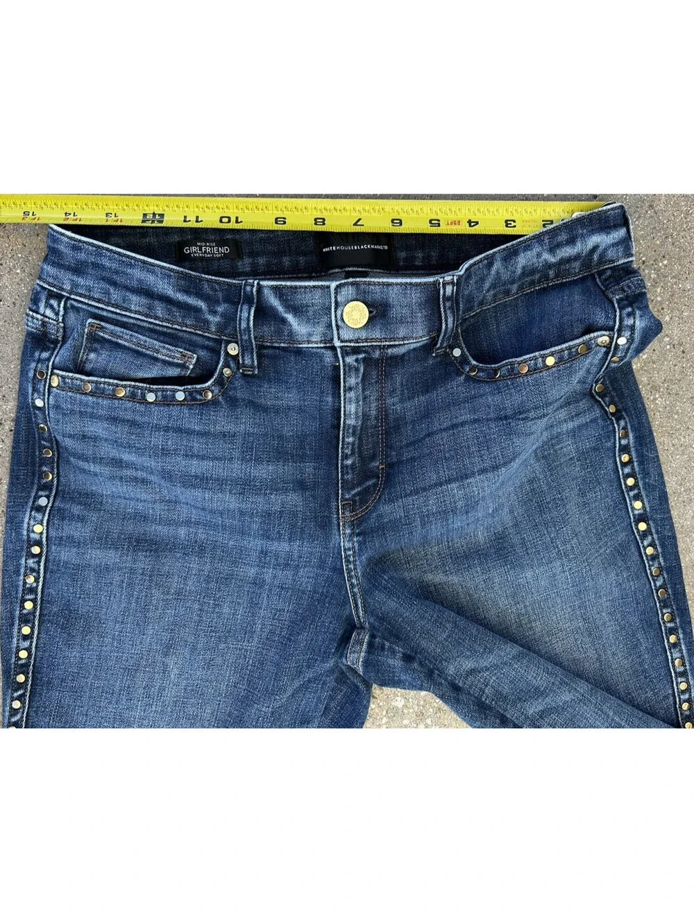White House Black Market Women’s Size 4 Girlfriend Jeans Soft Blue Mid Rise WHBM